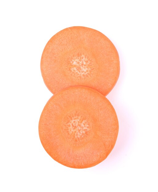 Frische Karotten-Scheibe auf weißem Hintergrund Top-View