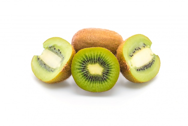 frische Kiwi auf Weiß