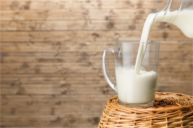 Frische Milch im Glas, Milchprodukt