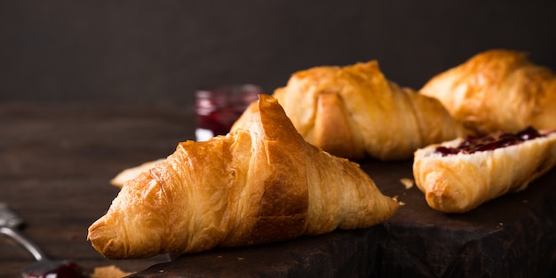 Frische Mini-Croissants