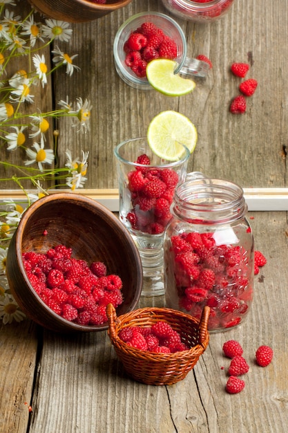 Frische reife Himbeeren