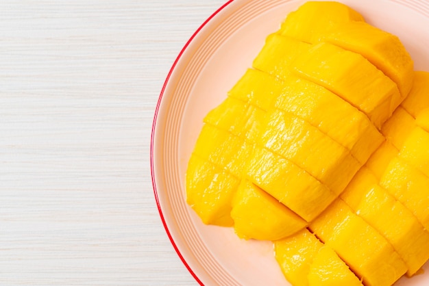 frische und goldene Mango