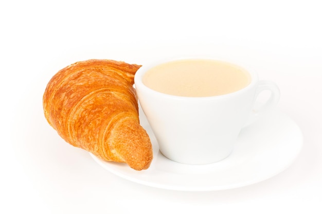 Foto frisches croissant und kaffee
