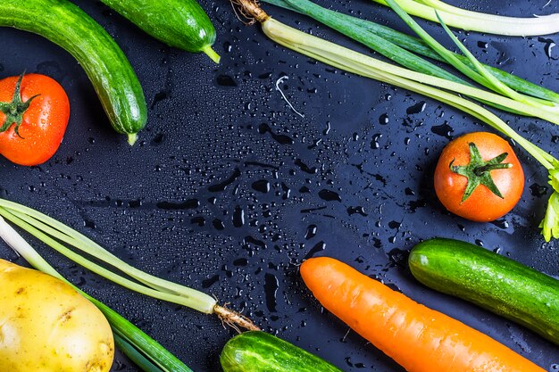 Frisches Gemüse für den Salat