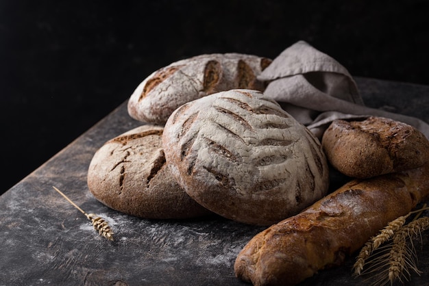 Frisches hausgemachtes Brot mit knuspriger Kruste