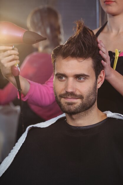 Foto friseur styling kunden haare