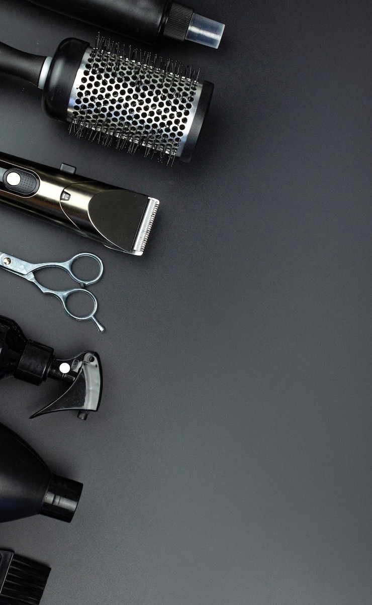 Foto friseursalon-ausrüstung konzept premium friseurschere zubehör für haarschnitte männer schönheit und gesundheit konzept