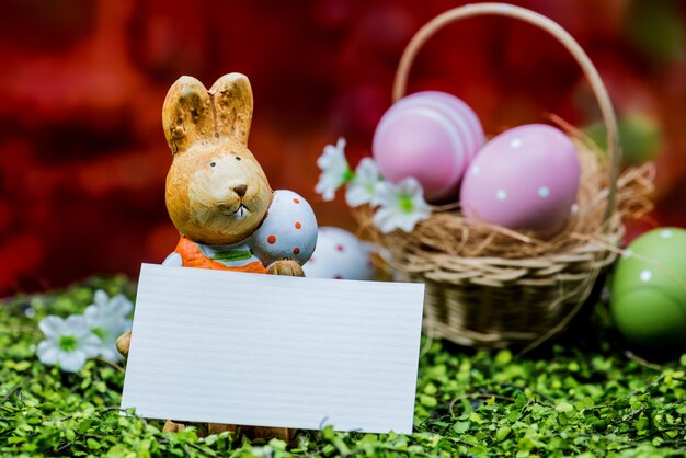 Frohe Ostern, Hase und Ei, Christen weltweit feiern