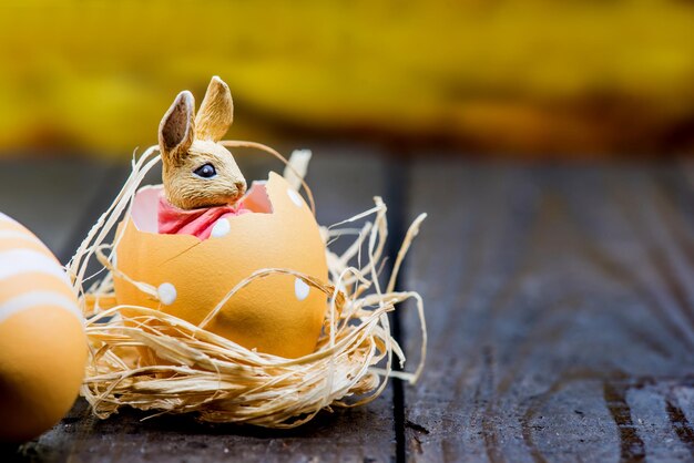 Frohe Ostern, Hase und Ei, Christen weltweit feiern