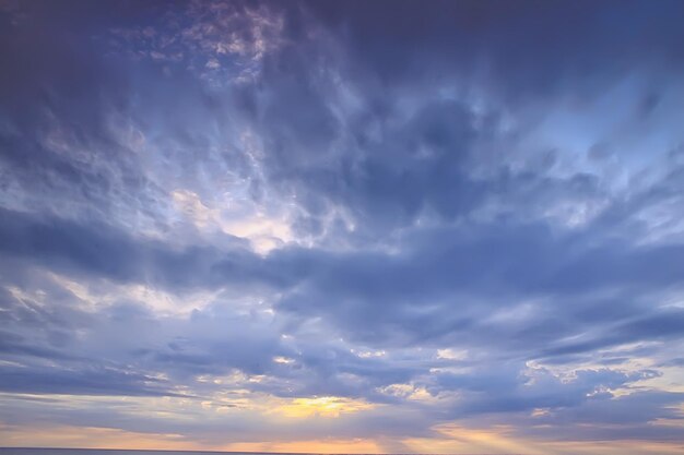 Frühling Himmel Wolken Hintergrund /