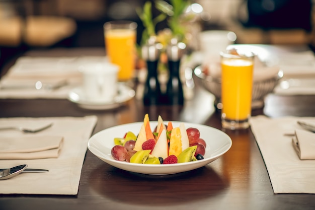 Frühstück. Bild des köstlichen Frühstücks auf dem Tisch