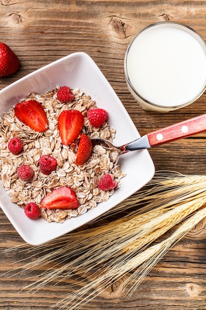 Frühstück mit Müsli