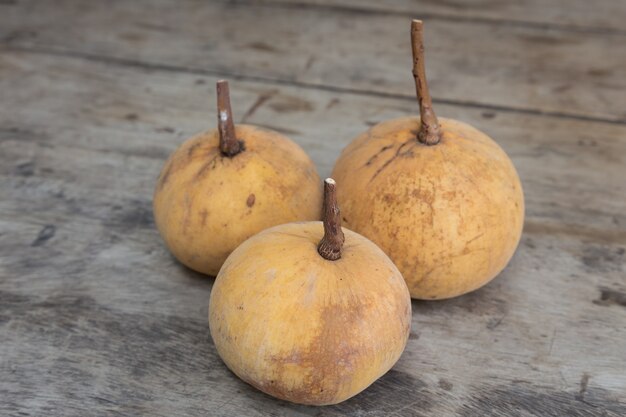 Foto fruta fresca santol