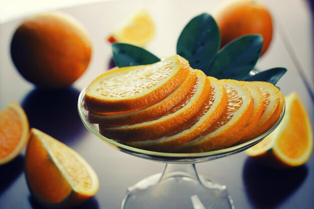 Fruta laranja em fundo de madeira