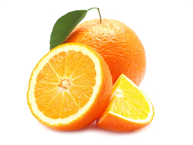 Fruta naranja aislada