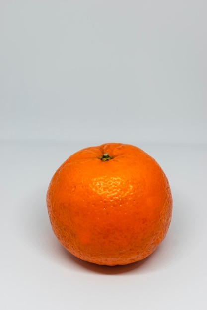 Fruta naranja con espacio para texto.