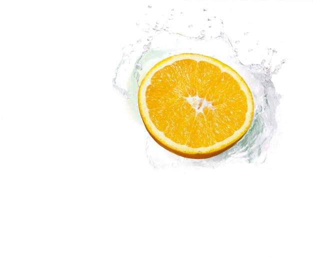 fruta naranja limón lima en agua para cuajada alimentos saludables