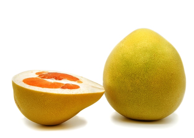 Una fruta con la palabra "on it" en la parte inferior.