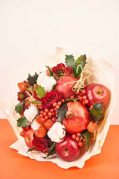 Foto fruta vitaminas decoracion romance regalo comida fondo rosa