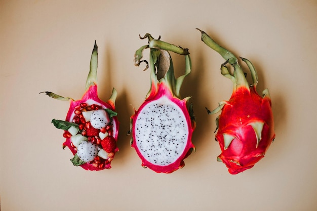 Frutas aisladas sobre un fondo blanco