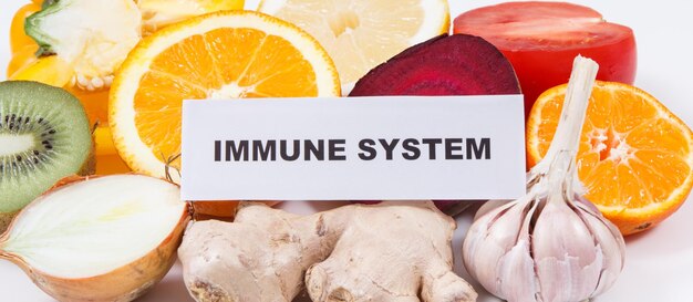 Frutas e vegetais frescos como fonte de vitaminas e minerais naturais fortalecimento da imunidade em tempos de epidemia covid19