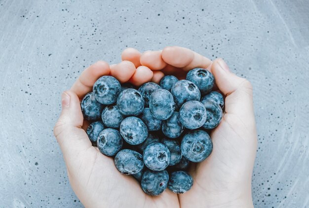 Foto frutas frescas de arándanos.