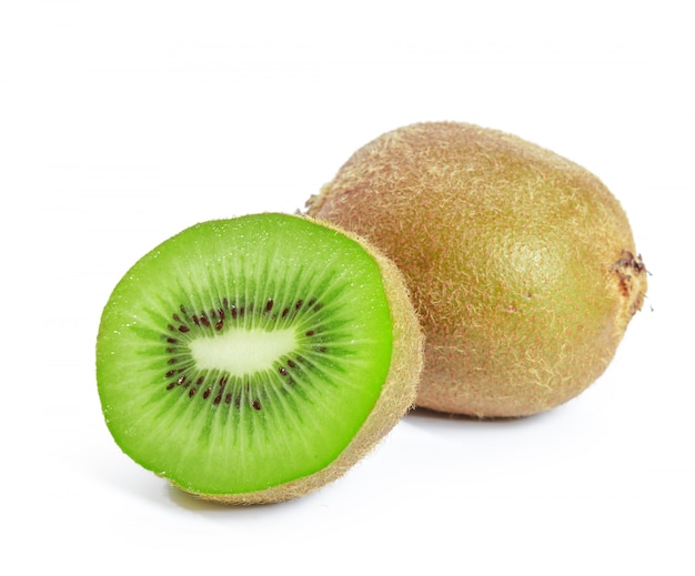 Frutas Kiwi isoladas no branco