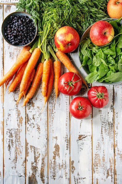 Frutas, verduras y bayas.