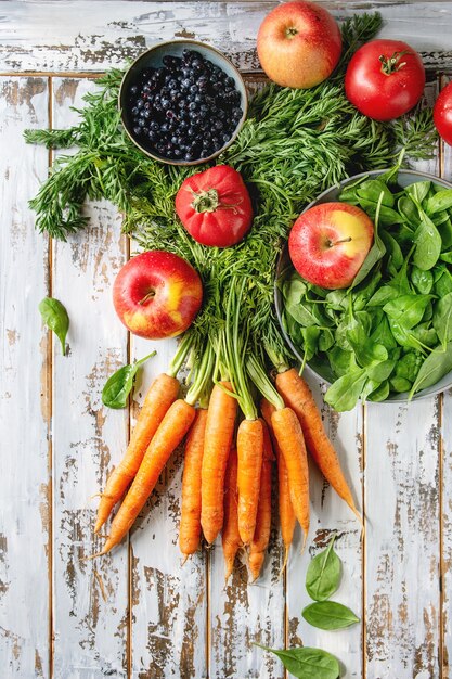 Frutas, verduras y bayas.