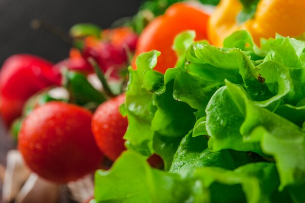 Frutas y verduras sabrosas y saludables