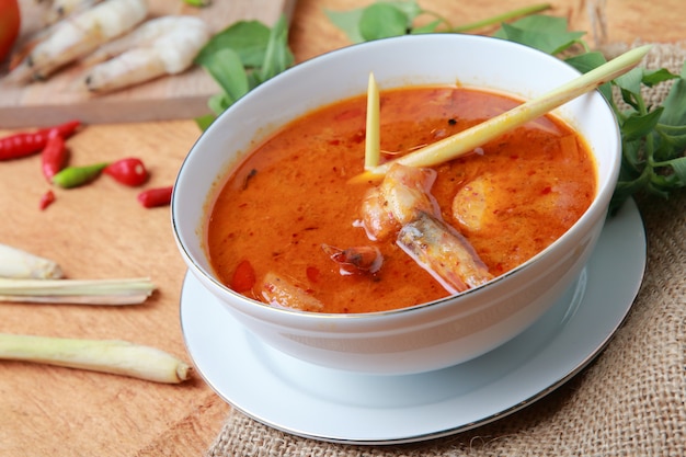 Frutos do mar tom yum