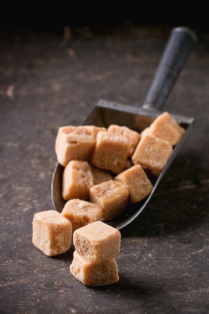 Fudge doces na toalha de mesa