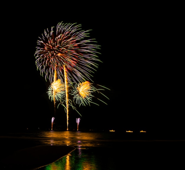 Fuegos artificiales en el día del padre