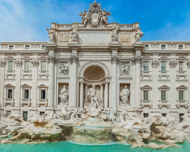 Foto fuente de trevi en roma, italia.