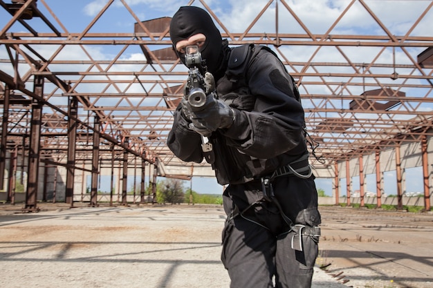 Foto fuerzas especiales en acción