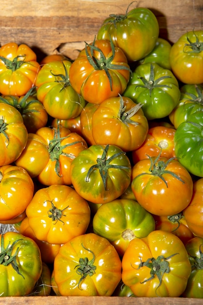 Full-Frame-Schuss von Tomaten zum Verkauf auf dem Markt