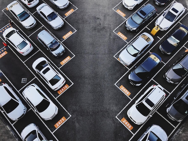 Fullframe-Aufnahme des Parkplatzes