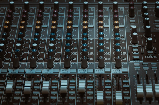 Fullframe-Aufnahme des Soundmixers