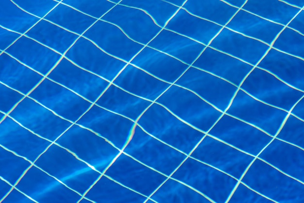 Fundo azul de uma piscina de água