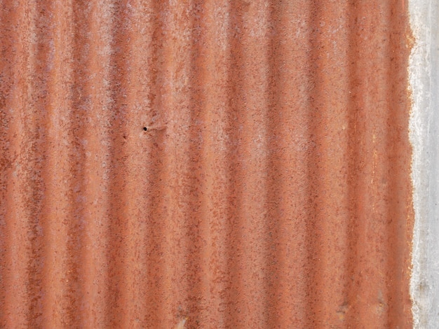 fundo da textura do telhado do zinco, parede de metal marrom, aço de ferro oxidado