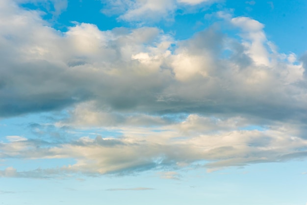 Fundo de céu claro do céu azulxA