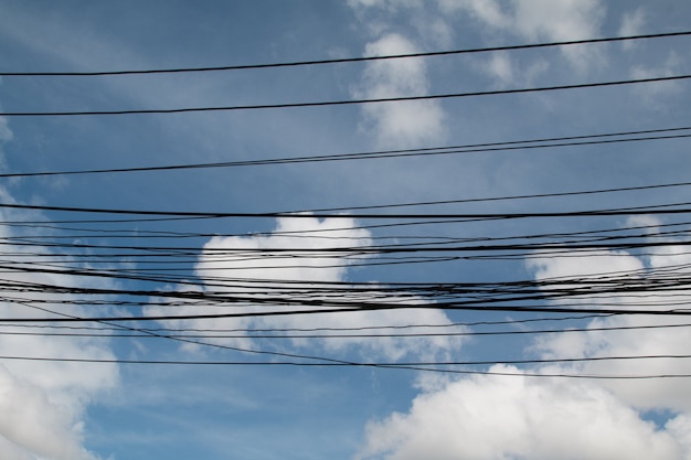 Foto fundo de fio e céu e nuvens