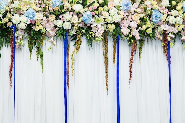 Fundo de flores lindas para a cena do casamento