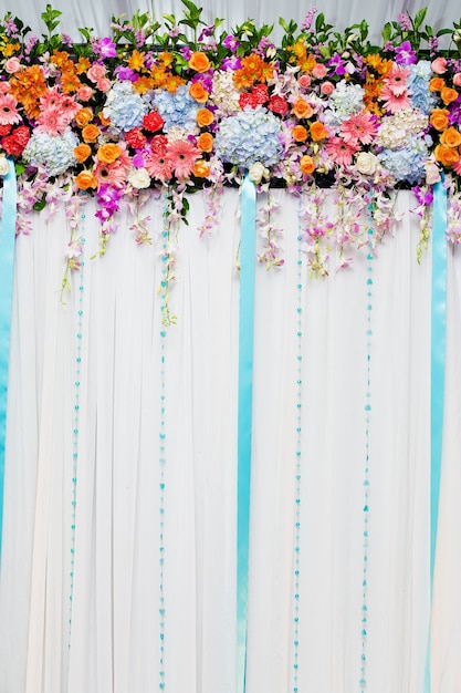 Fundo de flores lindas para a cena do casamento