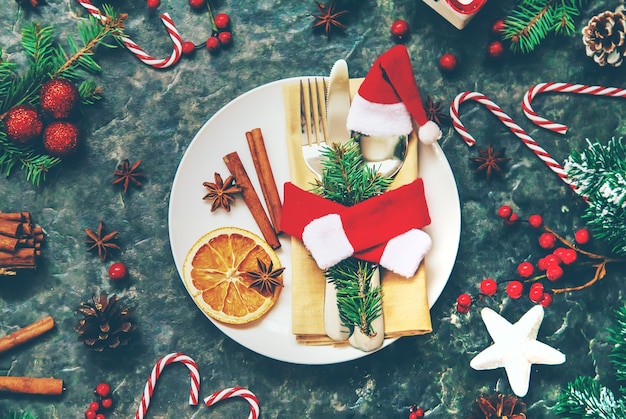 Fundo de Natal. Configuração da tabela. Comida de férias com foco seletivo