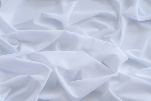 Fundo de pano branco e textura, amassado de tecido branco abstrato