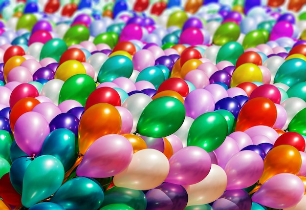 Fundo de um monte de balões coloridos