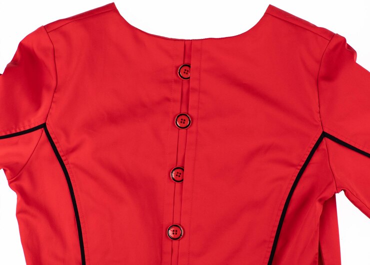 Foto fundo de vestido vermelho com botões