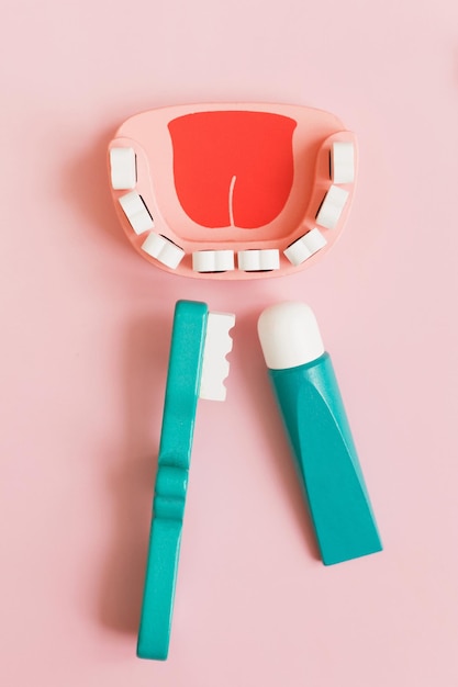 Fundo dental com tubo de jawtoothbrush