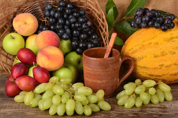 Foto fundo misto de frutas de verão